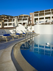 Filion Suites Resort & Spa