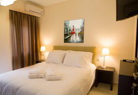 Pantheon Villas & Suites