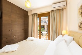 Pantheon Villas & Suites