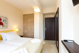 Pantheon Villas & Suites