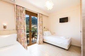 Pantheon Villas & Suites