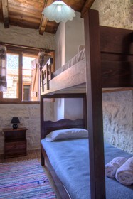 Stone Village Petrino Horio