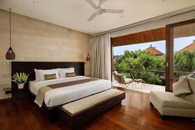Villa Tenang