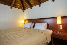 Adelais Hotel