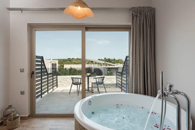 Aequor Luxury Rooms & Apartments
