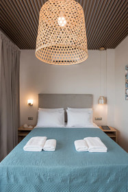 Aequor Luxury Rooms & Apartments