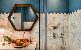 Nyx Chic Manor hotel