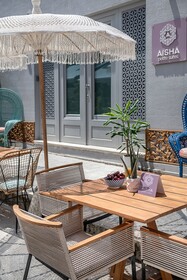 Nyx Chic Manor hotel