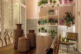 Nyx Chic Manor hotel