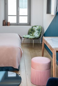 Nyx Chic Manor hotel