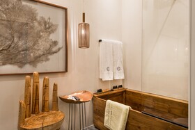 Nyx Chic Manor hotel