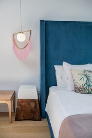 Nyx Chic Manor hotel