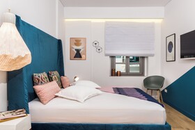 Nyx Chic Manor hotel