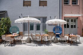 Nyx Chic Manor hotel