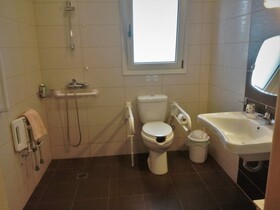 Aksos Suites Accessible Accommodation