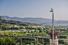 Aksos Suites Accessible Accommodation