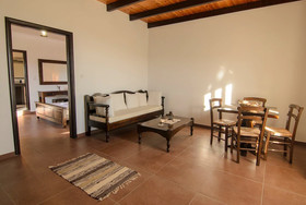 Apartments Madares