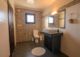 Apartments Madares