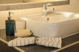Apartments Madares