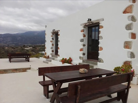 Apartments Madares