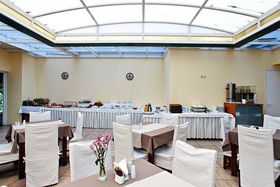 Arkadi Hotel