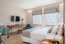 Avra Apartments Venetian Harbour