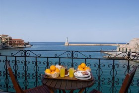 Belmondo Hotel & Suites