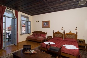 Belmondo Hotel & Suites