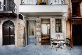 Casa Perla Suites