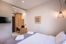 Central City Hotel