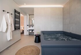 Chania Elegance Suites