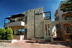 Corinna Mare Suites & Studios