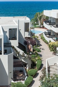 Corinna Mare Suites & Studios