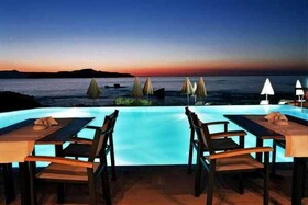Corinna Mare Suites & Studios