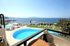 Corinna Mare Suites & Studios