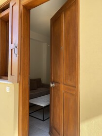 Deluxe Hotel