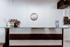 Deluxe Hotel