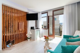 Diamond Luxury Suites