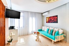 Diamond Luxury Suites