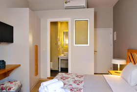 Elia Dorotheou Hotel