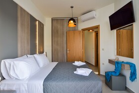Elia Residences