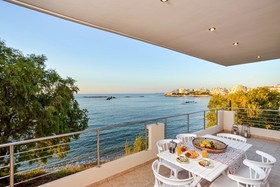 Elia Seaside