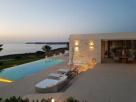 Elias Luxury Villa