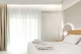 Epavli Grace Hotel