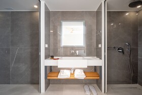 Epavli Grace Hotel