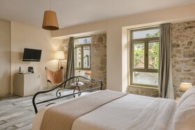 Fileas Art Hotel