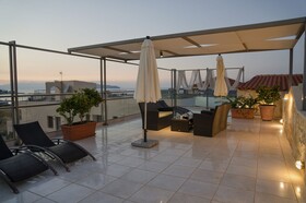 Flamingos Hotel