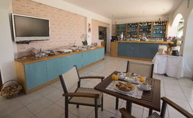 Frida Apartments