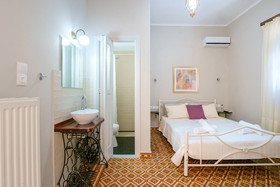 Grandma's Chic Home