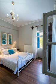 Grandma's Chic Home